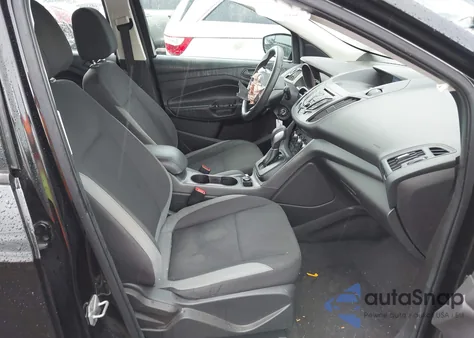 2014 Ford Escape S from USA, damaged, VIN 1FMCU0F7XEUA99301